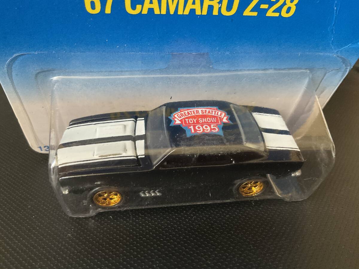 最終サンプル品　激レア　1995年トイフェアー　67カマロ　CAMARO ブラック　ゴールドホイール　_画像3