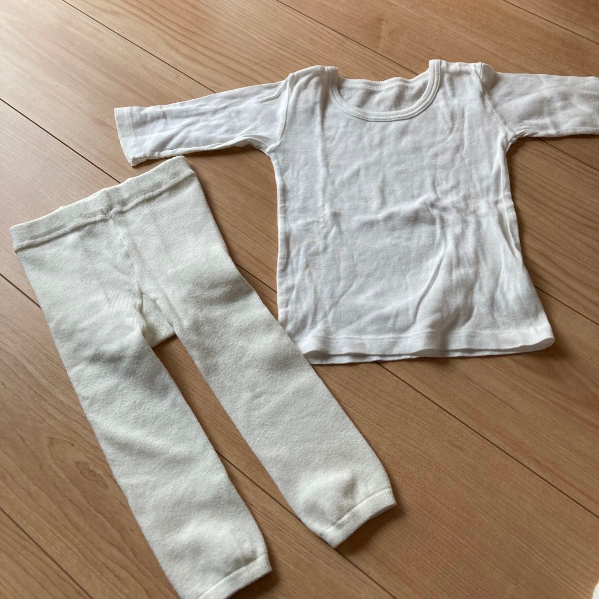 タイツ　長袖シャツ　白色　キッズ　８０サイズ