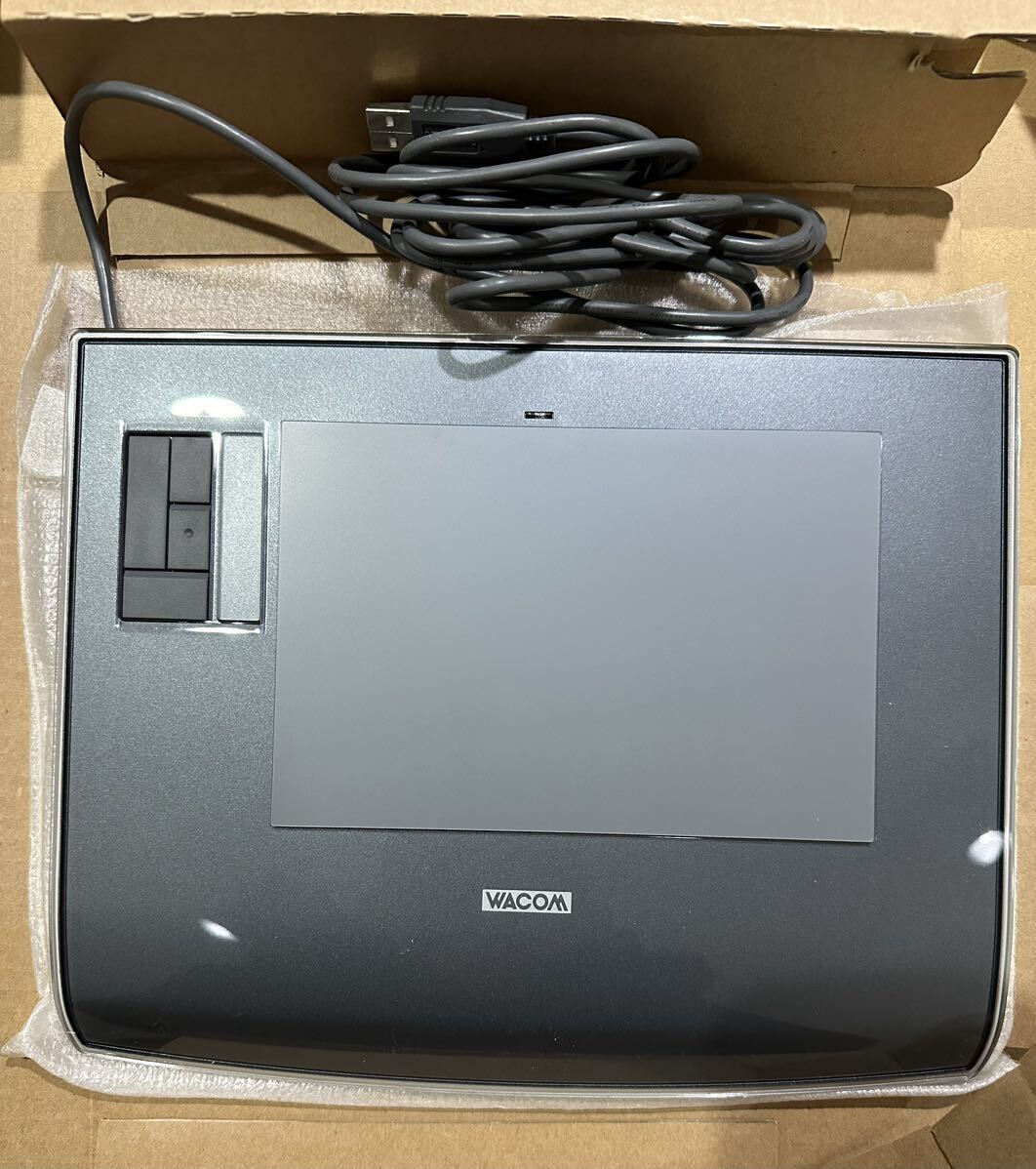 Wacom Intuos3 PTZ-431W アイスグレー ペンタブレット ペンタブ マウス付き ワコム 動作品 ②80_画像3