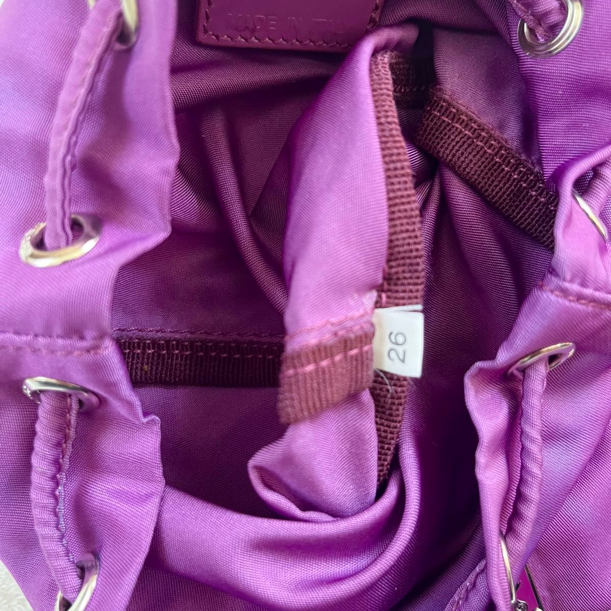 PRADA プラダ ナイロン 巾着 ポーチ 小物入れ　三角ロゴ　紫