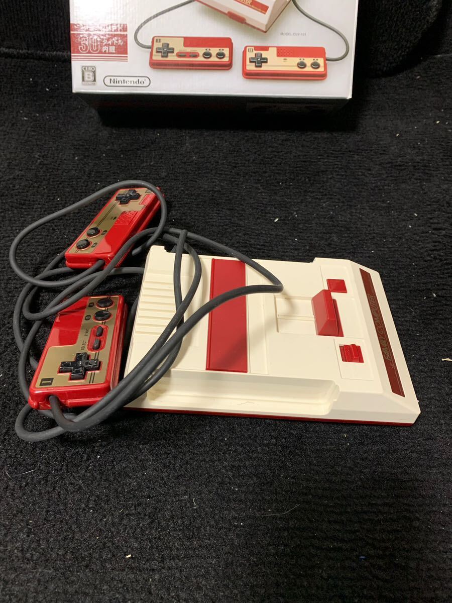 ☆任天堂 FAMILY COMPUTER ニンテンドークラシックミニ [美品] Nintendo ファミリーコンピューター _画像3