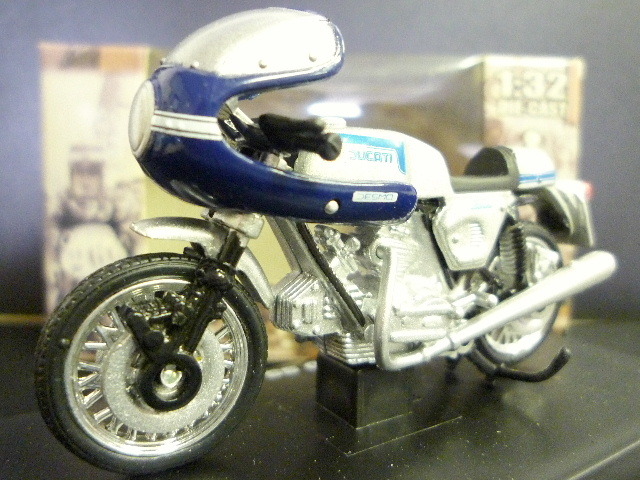 1/32 ドカティ 900SS　 DUCATI ドゥカティ 1975 ニューレイ製品_画像2