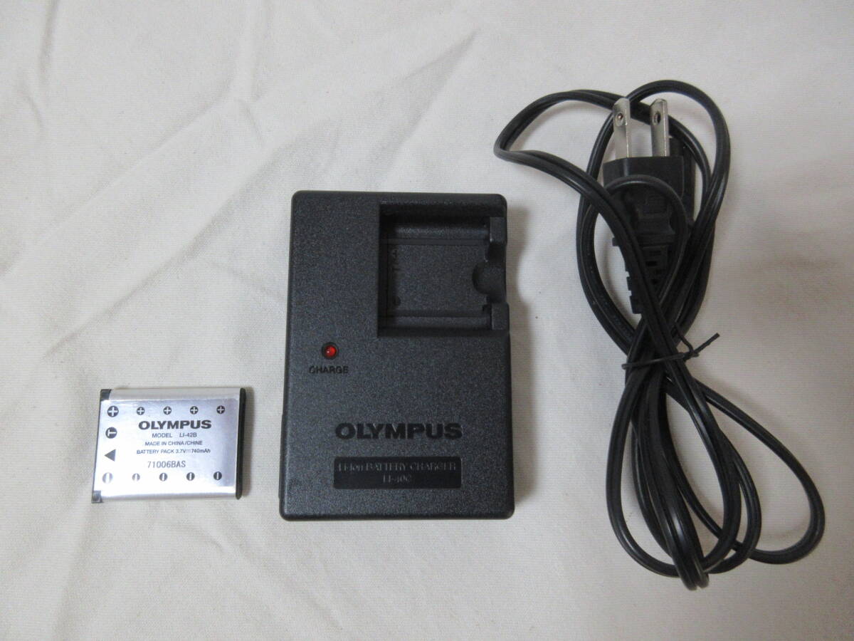 ◆使用可　OLYMPUS /オリンパス 　デジカメ用　充電器 LI-40C 1個 バッテリーパック LI-42B　1個_画像1