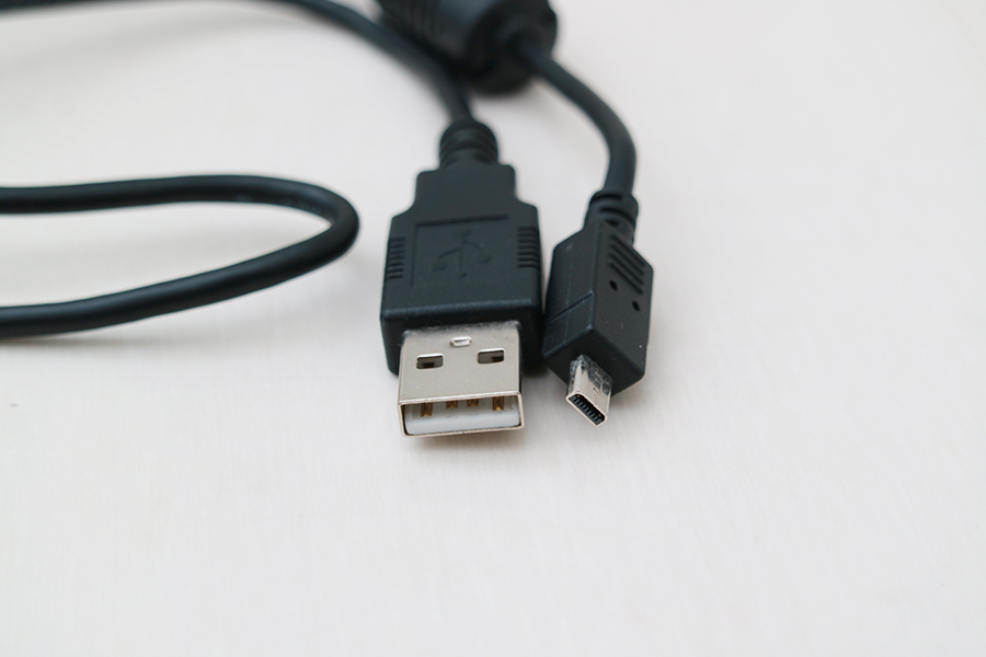 ニコン 富士フイルム ペンタックス 等のコンデジ用 USBケーブル　3