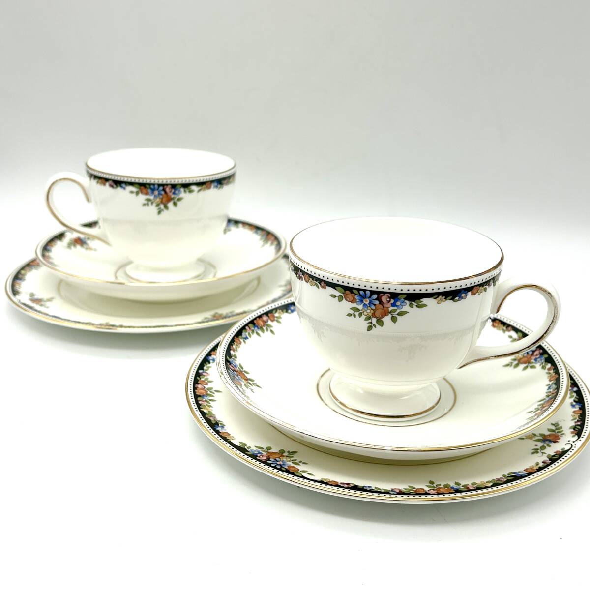 TY1059■WEDGWOOD ウェッジウッド OSBORNE オズボーン カップ＆ソーサー トリオ 2客 セット ティーカップ 食器 お皿 ブランド_画像1