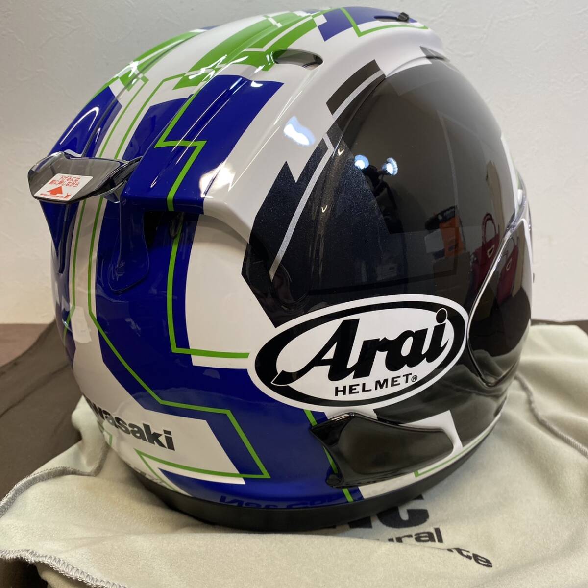 【MH-6963】未使用新品 Arai アライ ジョナサン レイ RX-7X REA SB2 グリーン フルフェイス ヘルメット 61.62cm カワサキプラザ 限定 希少の画像5