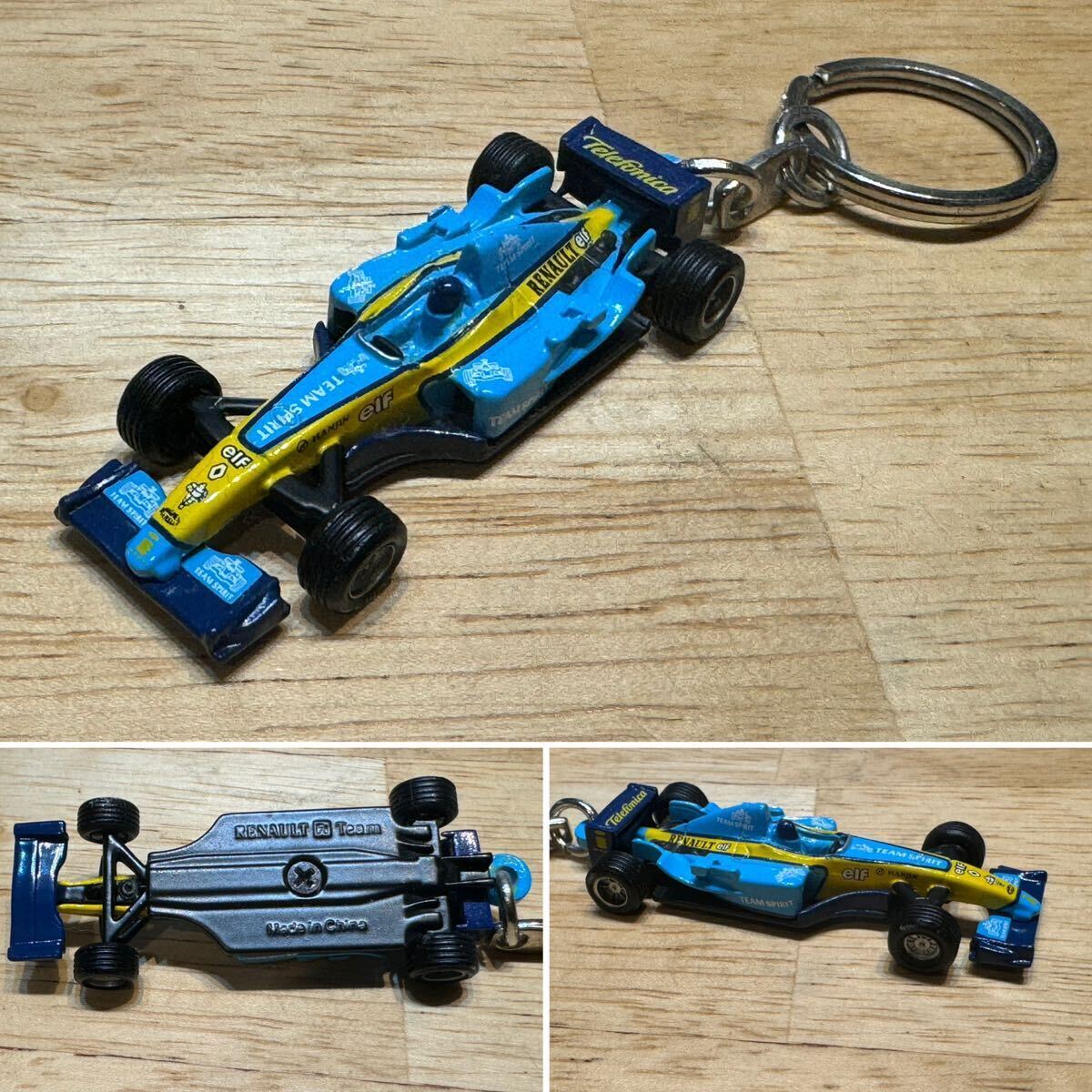 ☆RENAULT F1 Team ミニカー キーホルダー☆全長 約5.7cm（マルカン部分含まず） 車幅 約2.4cm☆の画像1