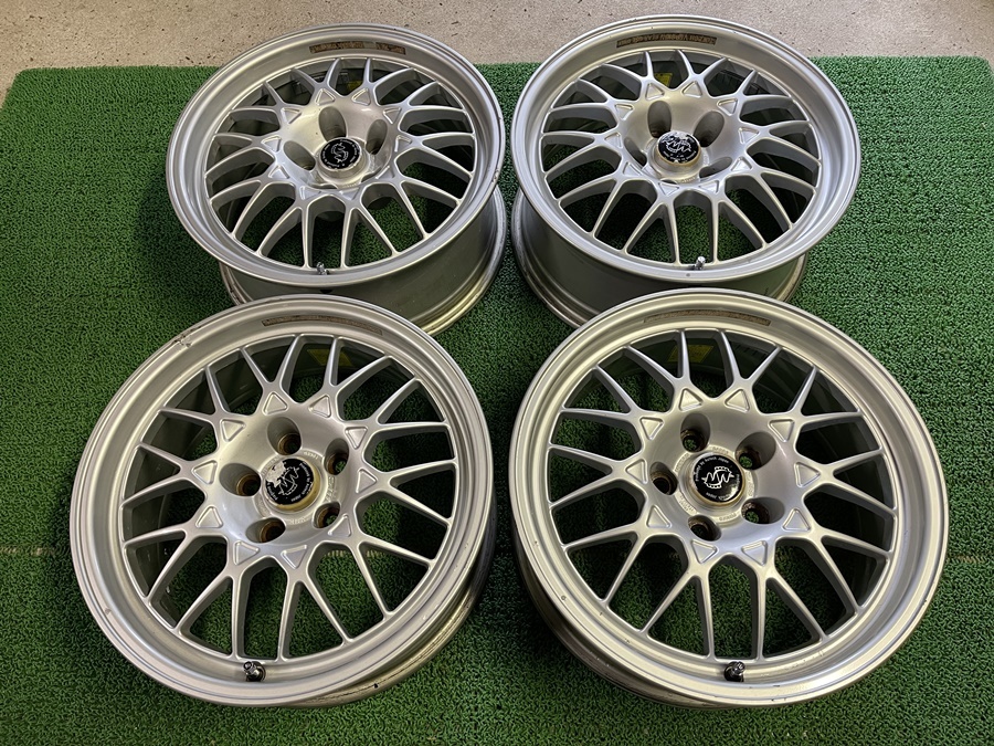 超希少 良品 BBS 鍛造 日産 ステージア 260RS AUTECH 純正 17×7J PCD114.3 5穴 ET＋20/ET＋30 0A903 0A904 R32 GT-R オーテック ガリ無し_画像2