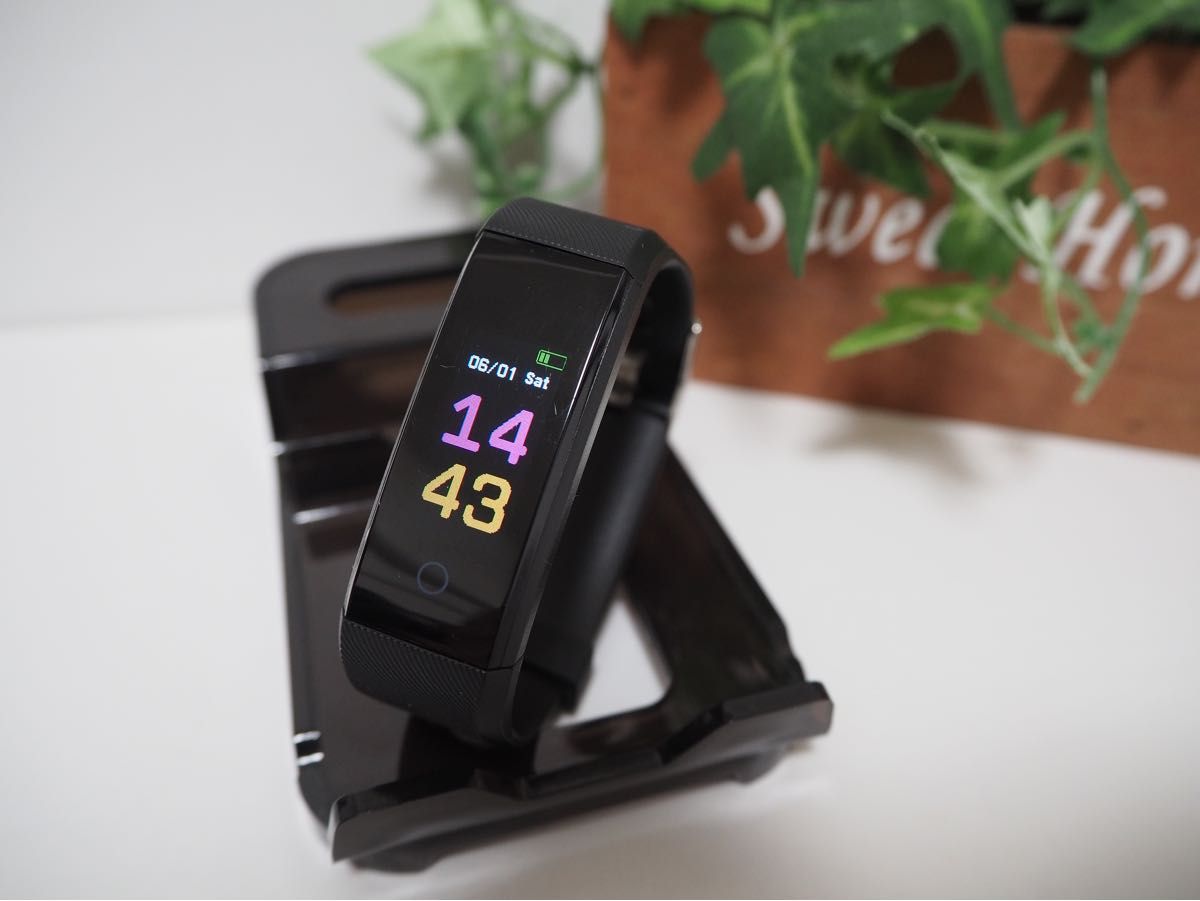 スマートウォッチ 血圧 心拍計 電話 スマートブレスレット 腕時計 徒歩計 iPhone Android 活動量計 最新版 歩数計