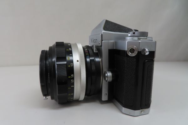 6052/ha/03.20 Nikon F Eye Level 本体 レンズ NIKKOR-S Auto 1:1.2 55mm ニコン 一眼レフ カメラ（91894）_画像6