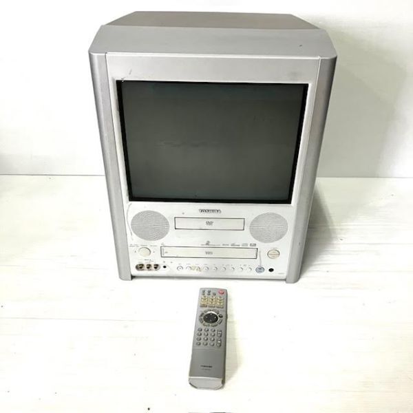 仙4 東芝 15VD17 DVD・VTR内蔵テレビ ブラウン管テレビ 15インチ リモコン付き VHS ビデオ TOSHIBA カラーテレビ レトロ_画像1