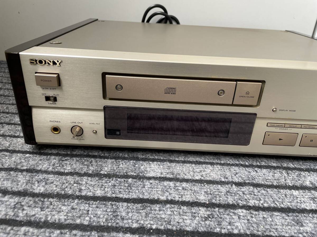 SONY ソニー CDP-X555ES CDプレーヤー オーディオ機器_画像2