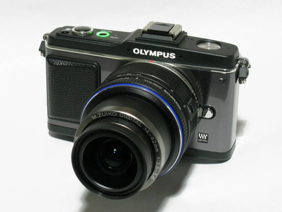 オリンパス OLYMPUS PEN E-P2 レンズキット ブラック 中古美品 付属品一式あり カメラのシリアル末尾3桁ゾロ目(888) 良番_画像1