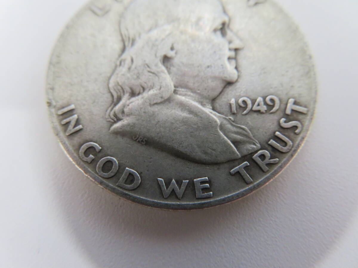 アメリカ ハーフダラー銀貨 LIBERTY IN GOD WE TRUST 1949年 約12.4g シルバーコイン 外国銭 硬貨 リバティーコイン 激安1円スタートの画像3