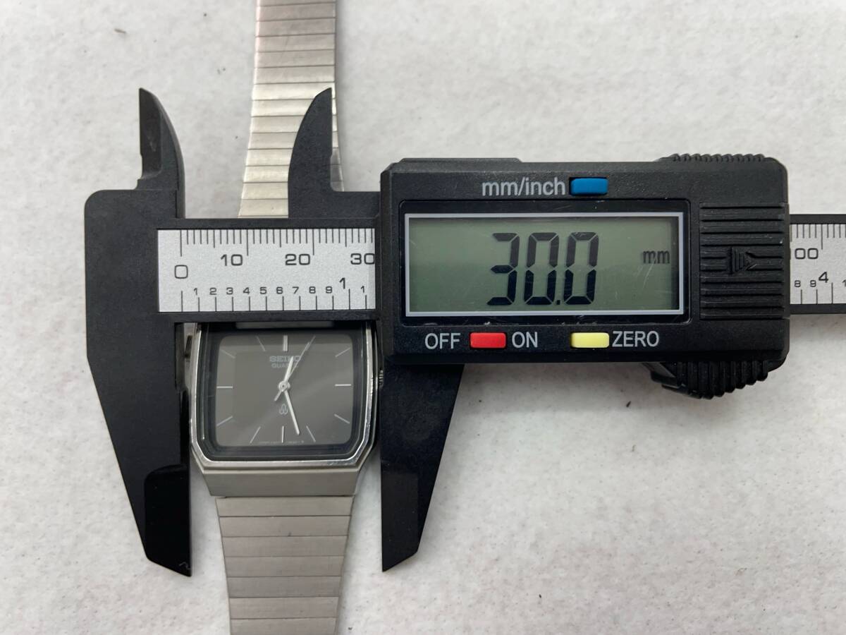 #1374 SEIKO/セイコー H357-5000 腕時計 QZ デジアナ 3針 ジャンク品の画像9