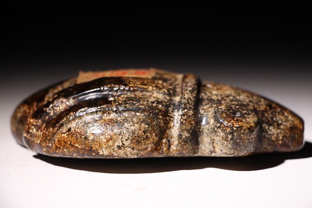 博物館展示品　来歴有　1931　新石器時代　紅山文化　寸法約11cm×約8.5cm　（検）蝉 彫刻 唐物 中国美術 古玩_画像8