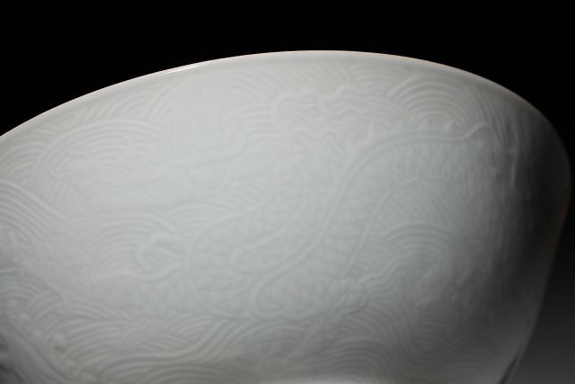 博物館展示品　来歴有　303　明時代　成化年製色絵碗　龍鳳紋　径約18.3cm　(検)鉢 茶碗 唐物 中国美術 古玩_画像9