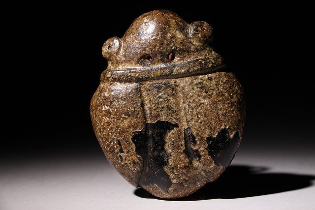 博物館展示品　来歴有　1929　新石器時代　紅山文化　寸法約9.8cm×約8.1cm　（検）彫刻 唐物 中国美術 古玩_画像5