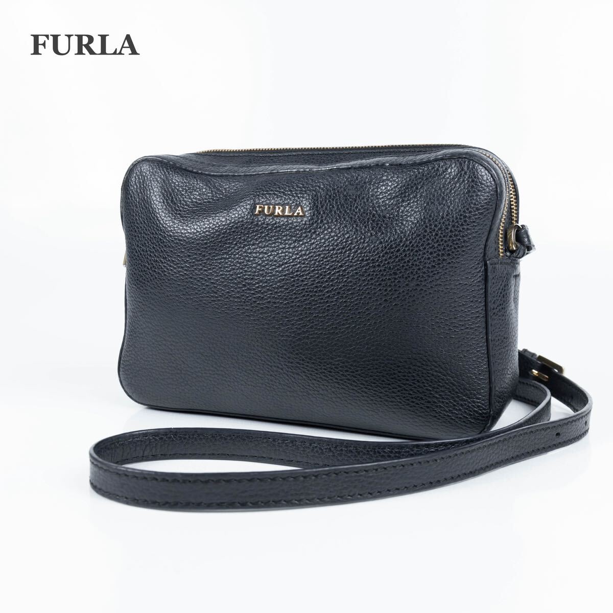 最新発見 【FURLA】フルラ ショルダーバッグ スクエア カメラバッグ