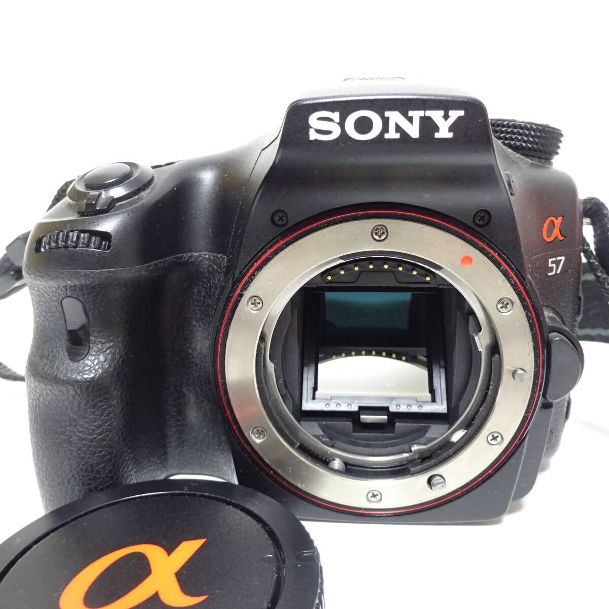Sony a57 SLT-A57 デジタル一眼カメラ 充電器無し 動作未確認【80サイズ/同梱不可/大阪商品】【2546434/274/mrrz】_画像2