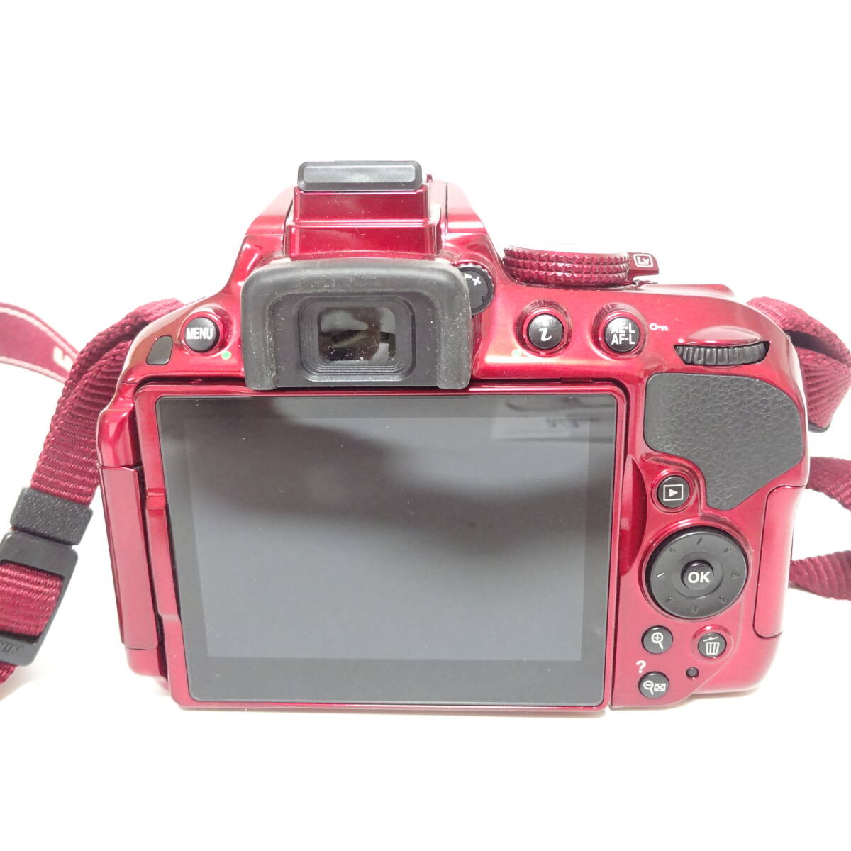 Nikon D5300 デジタル一眼カメラ 動作未確認【80サイズ/同梱不可/大阪商品】【2558435/209/mrrz】_画像4