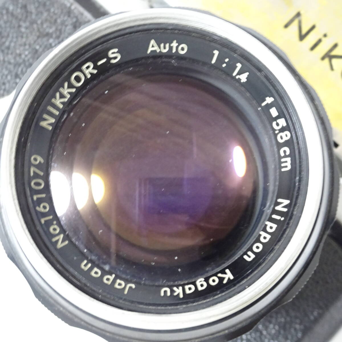 Nikon ニコン F フィルムカメラ 動作未確認 変色/使用感有【60サイズ/同梱不可/大阪商品】【2540675/048/mrrz】_画像3