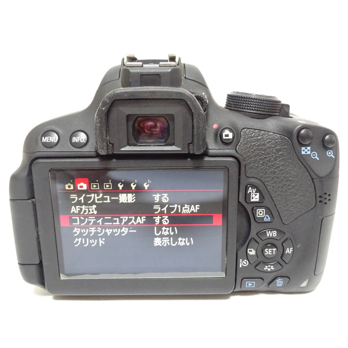 Canon EOS kiss X7i デジタル一眼カメラ 通電確認済み 【80サイズ/同梱不可/大阪商品】【2549721/079/mrrz】_画像5