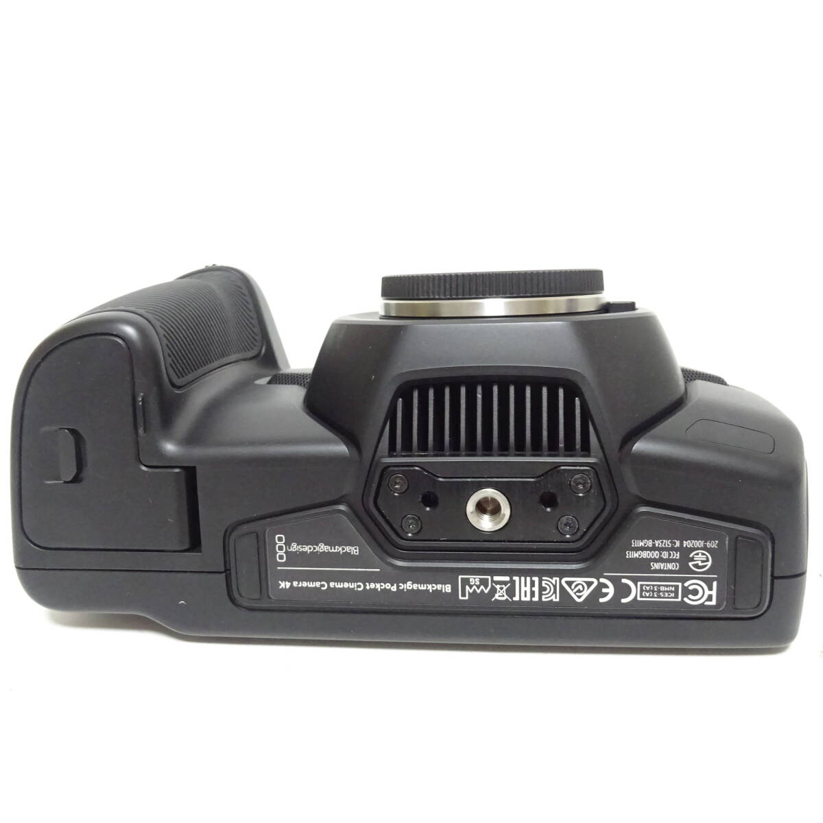  черный Magic дизайн Blackmagic Pocket Cinema Camera 4k работоспособность не проверялась [80 размер / включение в покупку не возможно / Osaka товар ][2546798/283/mrrz]