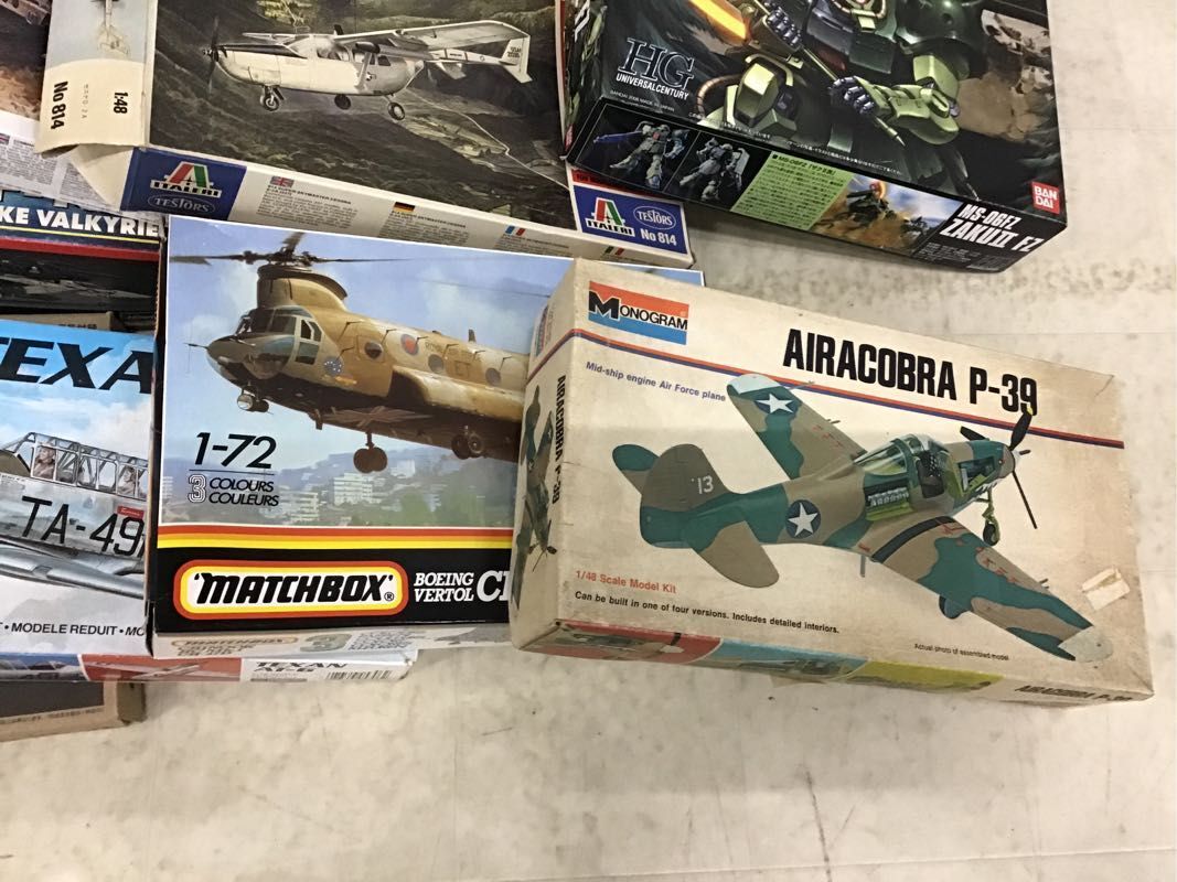 1円〜 同梱不可 ジャンク 1/48等 AIRACOBRA P-39、RECOVERY VEHICLE M-32 他_画像3