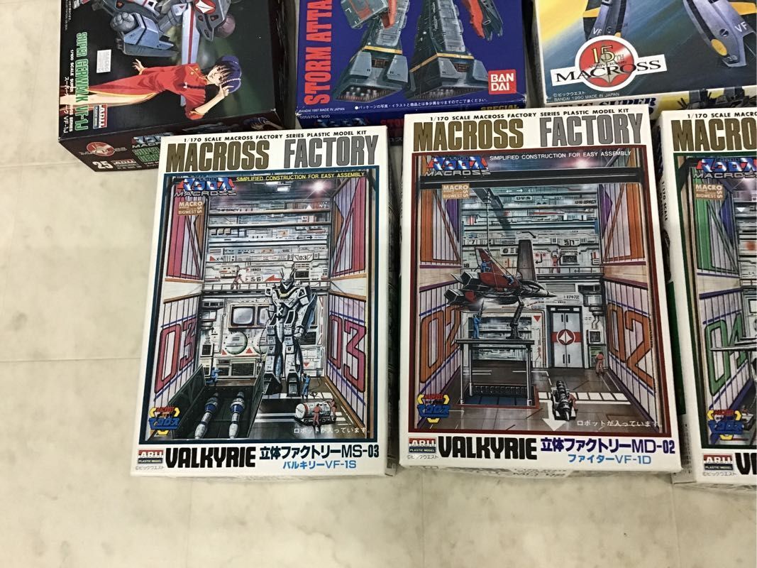 1円〜 同梱不可 ジャンク 1/100等 マクロス VF-1S スーパーバトロイドバルキリー、立体ファクトリーMD-02 ファイターVF-1D 他_画像4