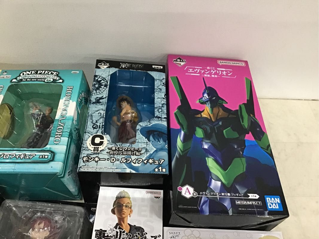 1円〜 同梱不可 ジャンク MADOGATARI展フィギュアセット C：巴マミ&羽川 翼、東京リベンジャーズ 林田 春樹フィギュア他_画像5