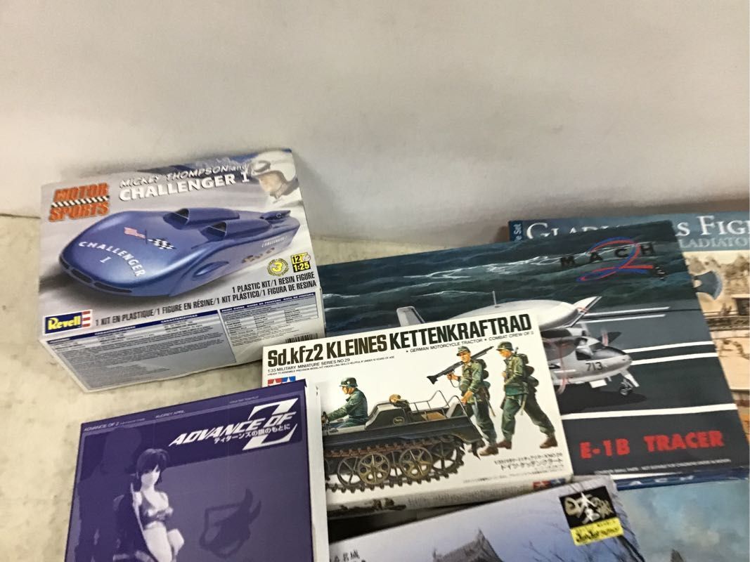 1円〜 同梱不可 ジャンク 1/32等 ニッサン スカイライン 2000GT-R シルバー、高知城、M-24 CHAFFEE 他_画像4