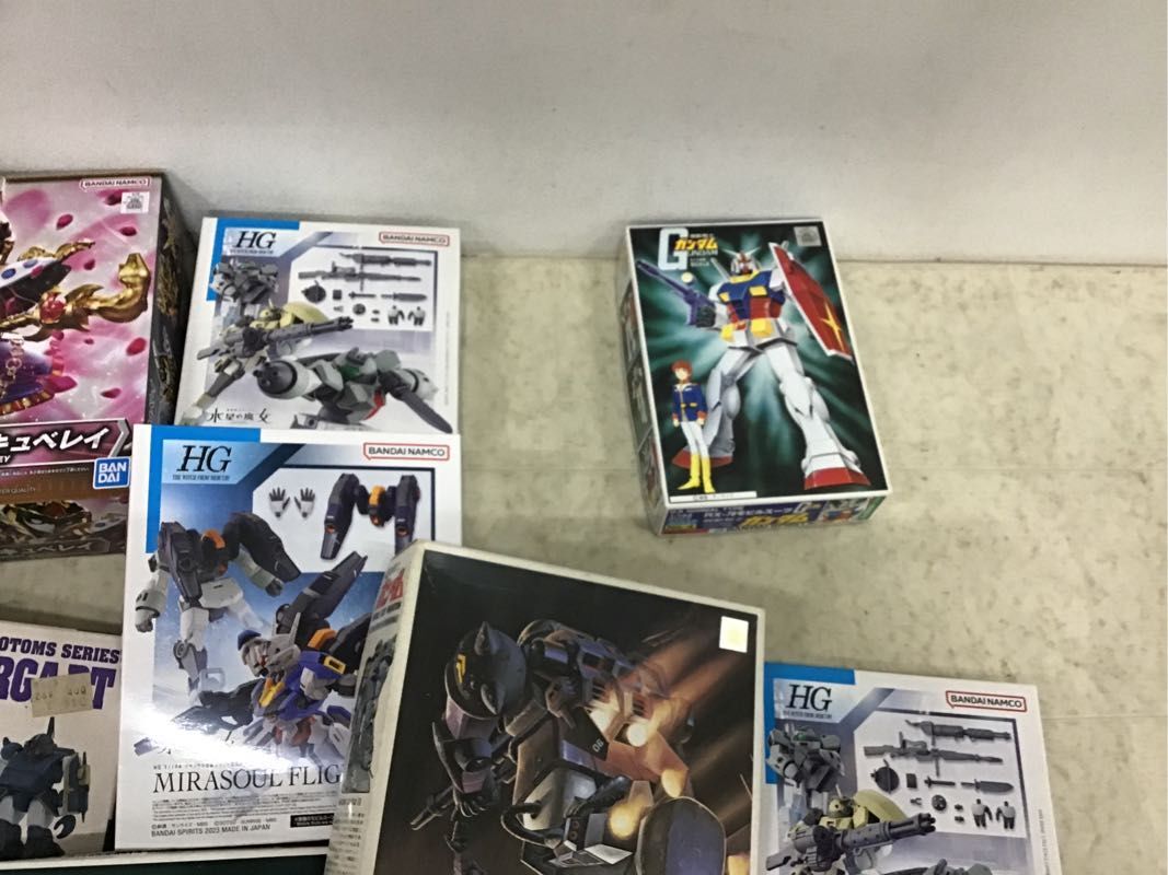 1円〜 同梱不可 ジャンク 1/144等 RX-78 ガンダム、マゼラン 他_画像2