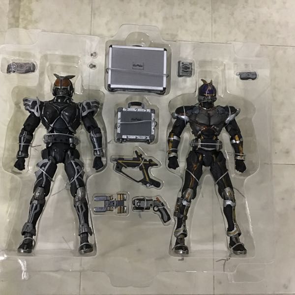 1円〜 バンダイ S.I.C. VOL.30 仮面ライダー カイザ&デルタ、SAIYUDO × Ruishi S.R.C. VOL.01 ウルトラマン AタイプとBタイプ_画像3