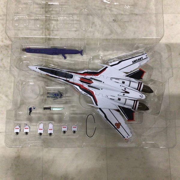 1円〜 BANDAI SPIRITS DX超合金 マクロスF VF-25F スーパーメサイアバルキリー 早乙女アルト機 リバイバルVer._画像2