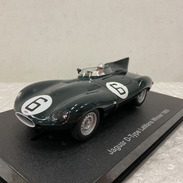 1円〜 オートアート 1/32 JAGUAR D-TYPE LEMANS 24HR RACE 1955 WINNER J.M. HAWTHORN/I.L. BUER #6_画像2