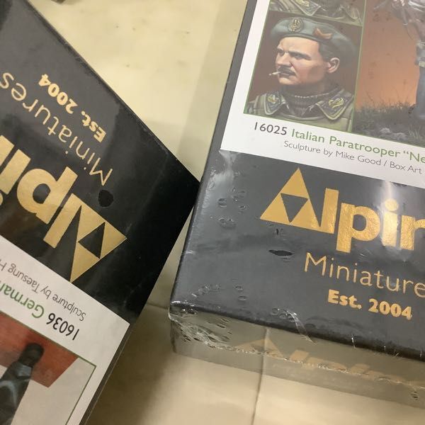 1 jpy ~ unopened Alpine Miniatures 1/16 16008 Modern USMC Sniper,16025 Italian Paratrooper Nembo Division other garage kit 