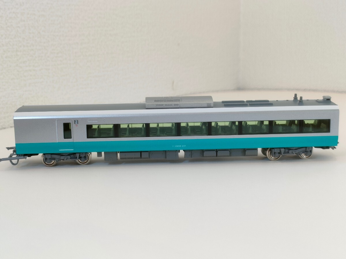 KATO モハE656-217 新品未使用 /10-1878 E657系〈E653系リバイバルカラー(緑)〉10両セットばらし_画像2