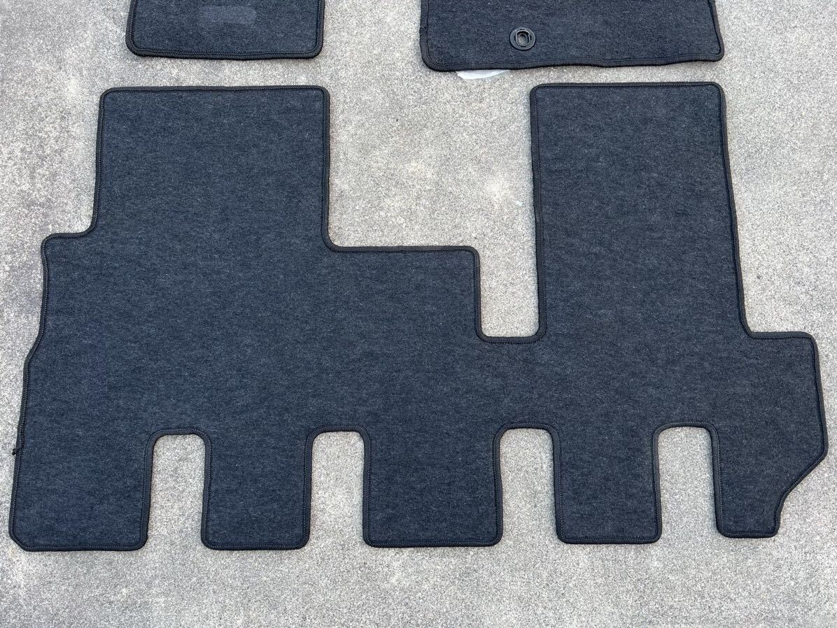 ** L375S Tanto Custom RS original floor mat for 1 vehicle black series used floor carpet FJ10 Daihatsu 
