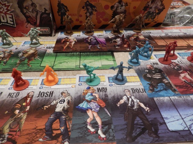 ★貴重品！ 初代ゾンビサイド＋追加サバイバーセット　Zombicide　（ミニチュア　ボードゲーム　CMON　マッシブダークネス）_サバイバー達②