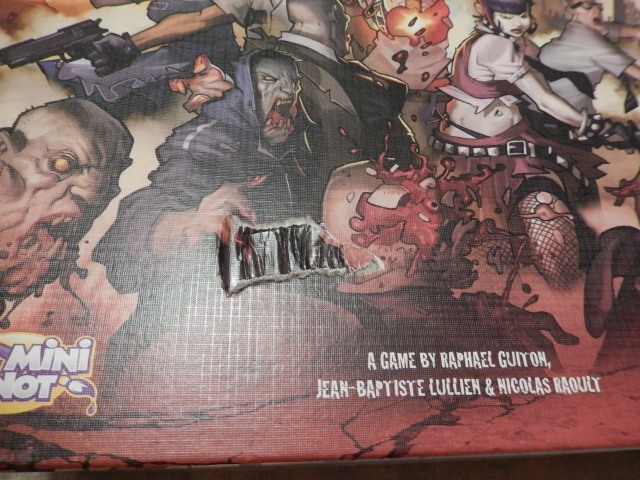 ★貴重品！ 初代ゾンビサイド＋追加サバイバーセット　Zombicide　（ミニチュア　ボードゲーム　CMON　マッシブダークネス）_外箱に傷アリ