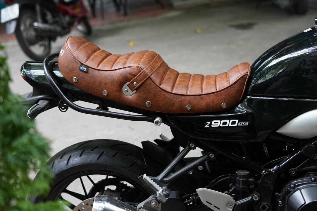 z900rs　シート　Javimotor　タックロールシート　焼茶色　TYPE３　　新品（完成品、シートベース含む）