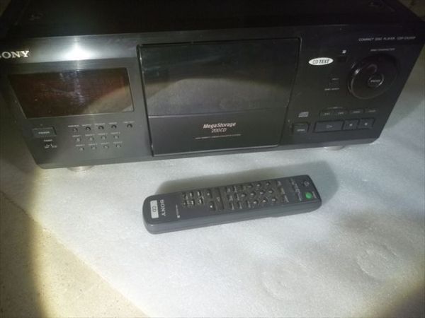 ソニー MegaStorage 200 CDプレーヤーチェンジャー CDP-CX220 ソニー MegaStorage 200 CDプレーヤーチェンジャー CDP-CX220