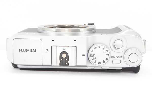 超美品★FUJIFILM フジフイルム X-A7 ボディ シルバー ミラーレス一眼カメラ★元箱付き R1302_画像6