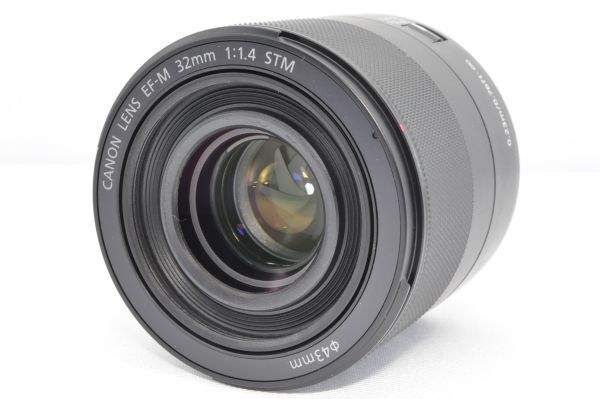 極上美品★Canon キヤノン EF-M32mm F1.4 STM ブラック ミラーレス一眼カメラ対応 単焦点レンズ R1474の画像2