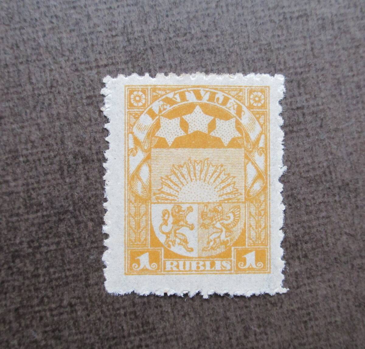 LATVIA  SCカタログ＃102  1r  未使用  中古品の画像1