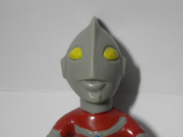 61 Return of Ultraman sofvi doll / tricycle that time thing jpy . Pro monster 