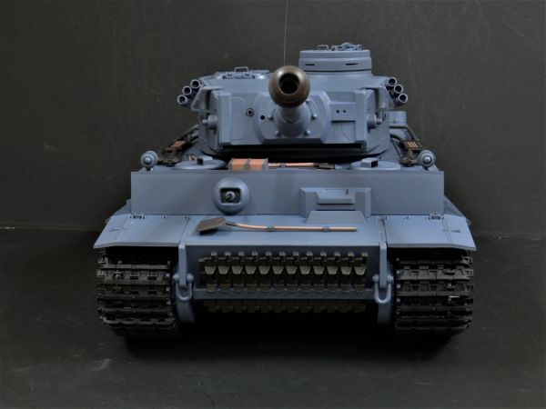 【Ver.7.0・赤外線ユニット・BB弾発射・サウンド・発煙仕様 2.4GHz】1/16 タイガーI型 戦車ラジコン Heng Long (ヘンロン)製 3818-1_画像5