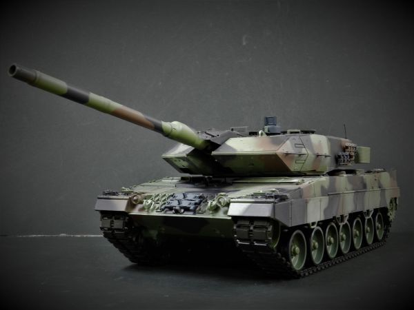 売れ筋がひクリスマスプレゼント! Long 2.4GHz】Heng 【Ver.7.0・赤外線ユニット・BB弾発射・サウンド・発煙仕様 2.4GHz A6 レオパルト2 ドイツ主力戦車 戦車ラジコン 1/16 戦車、軍用車両