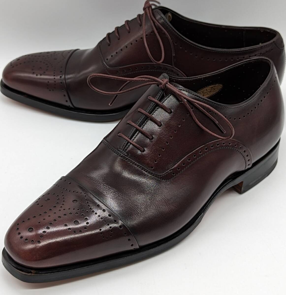 【極美】サントーニ セミブローグ レベルソ仕立て サイズ6.5【送料無料】santoni 15564 オックスフォード ストレートチップ メダリオン_画像1